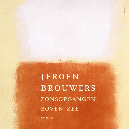 Zonsopgangen boven zee