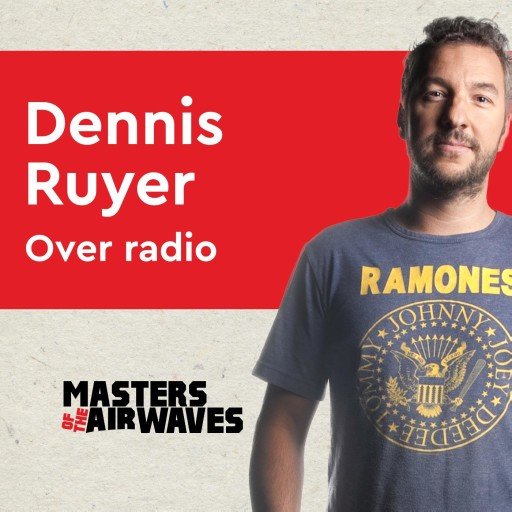 Dennis Ruyer over radio